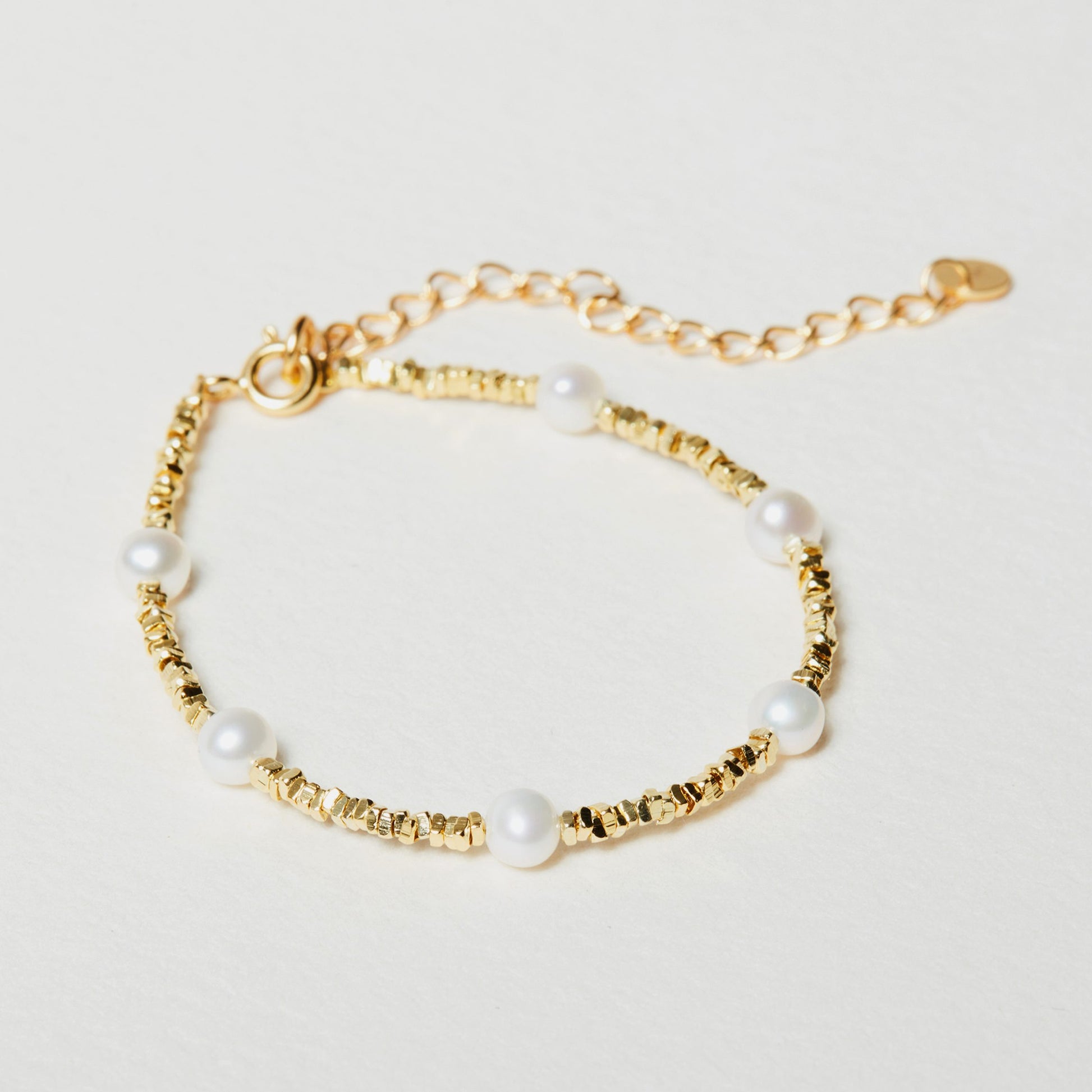 Cassie Natural Pearl Bracelet freshwater pearls sterling silver - FREQNC atelier