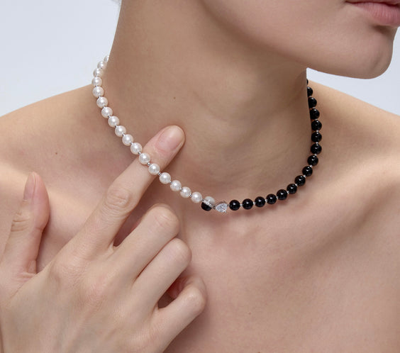 Ouroboros Choker onyx side detail - FREQNC