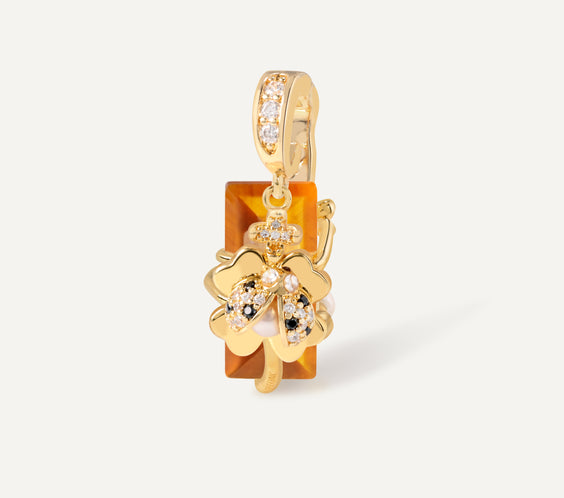 Ladybug Clover Charm pendant with rose quartz crystal - FREQNC atelier