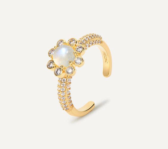 8 petals ring gold blue moonstone FREQNC atelier