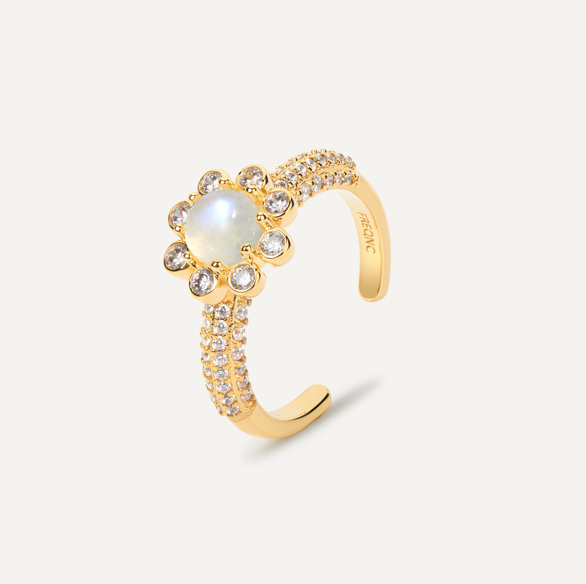 8 petals ring gold blue moonstone FREQNC atelier