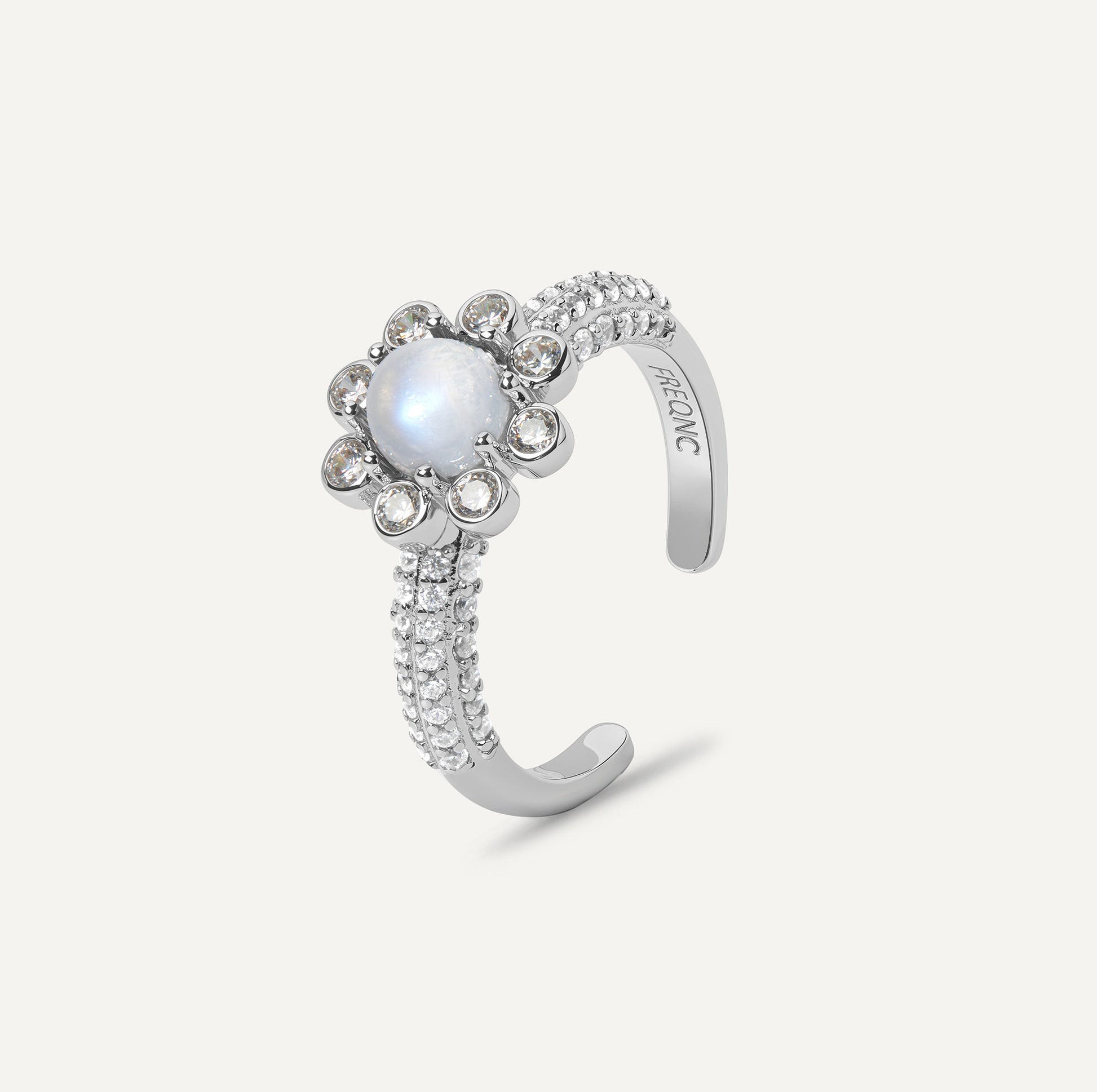 8 petals ring silver blue moonstone FREQNC atelier