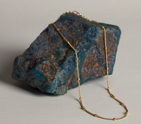 Rhea Gold Dot Necklace minimalist gold bead chain - FREQNC atelier