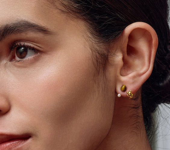 Cuddly Bear Earrings ear jacket on model styling - FREQNC atelier
